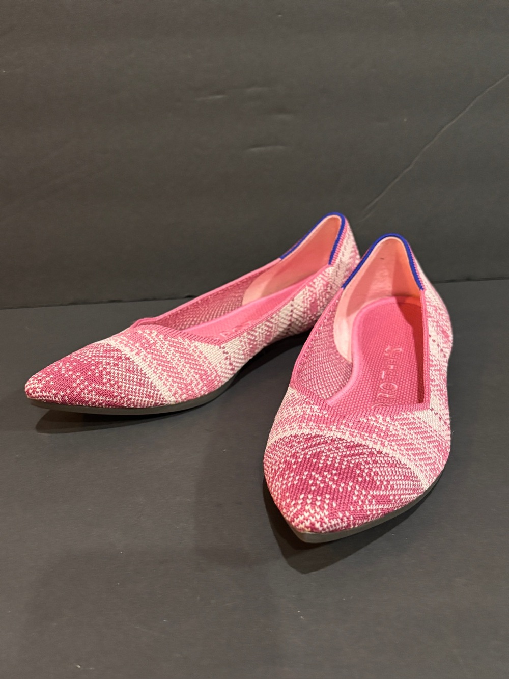Rothy’s The Point Pink Plaid Limited Edition Breast Cancer Awareness - Size 7.5